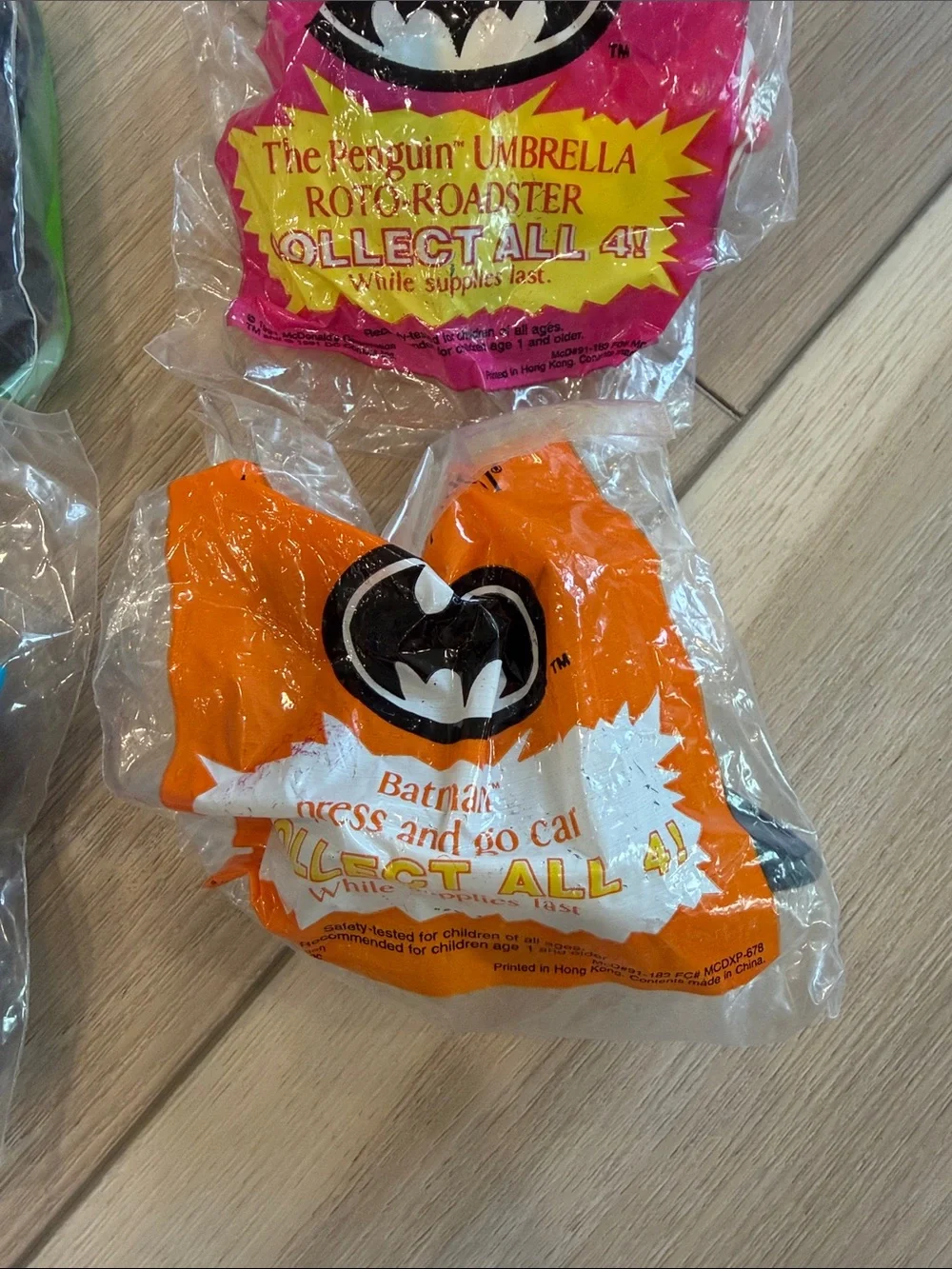 Vintage Batman McDonald collection  - Assorted Colors (Pack of 4)